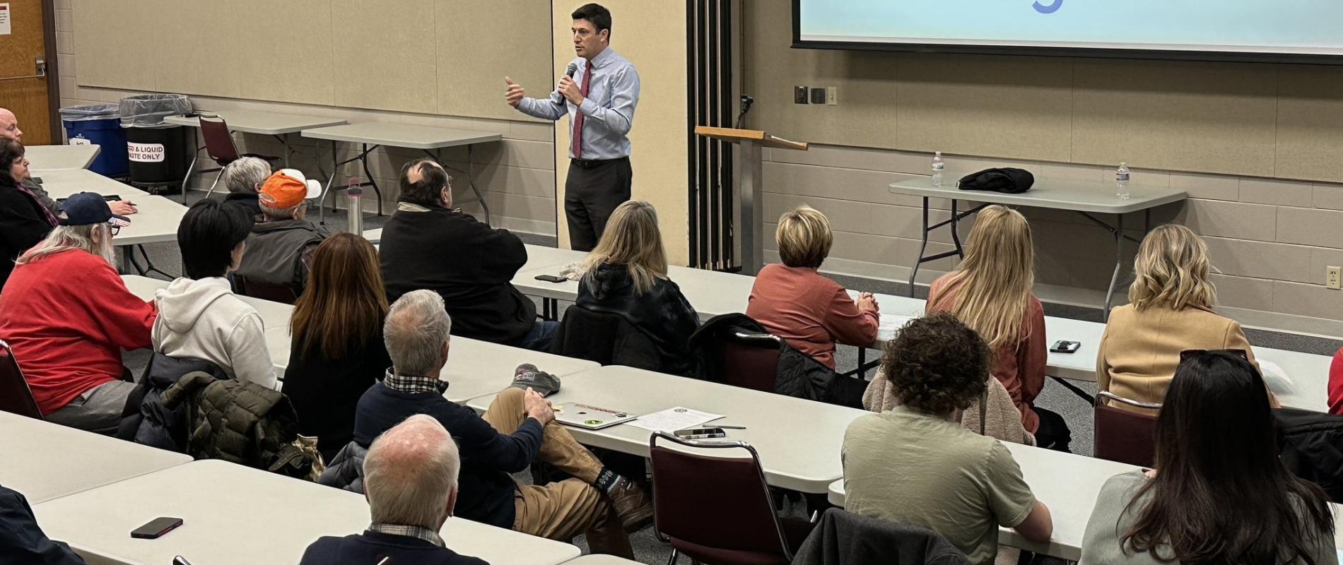 Representative Steil hosts listening session in Kenosha