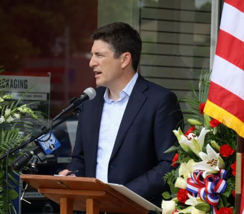 Steil speaking at Col. Heg Ceremony